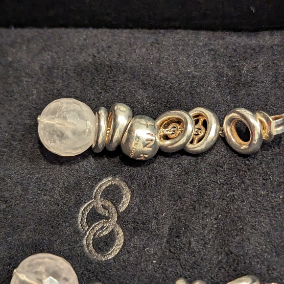 Links of London statement earrings - Picture 7 of 10